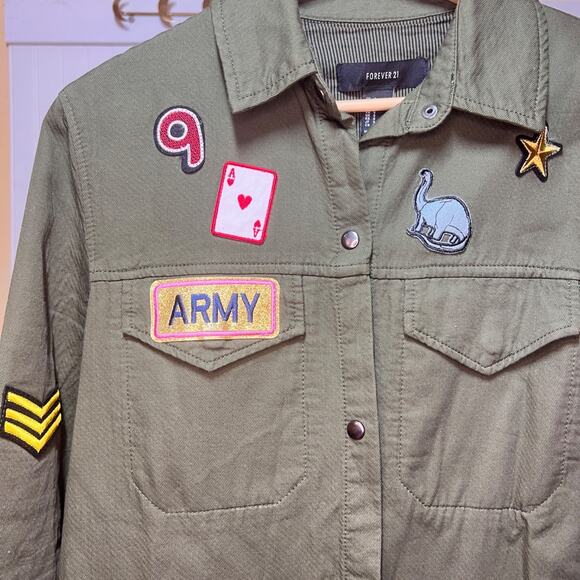 Forever 21 Patch Army Jacket Cargo Long Trenchcoat Pockets Patches Paris - Picture 4 of 9